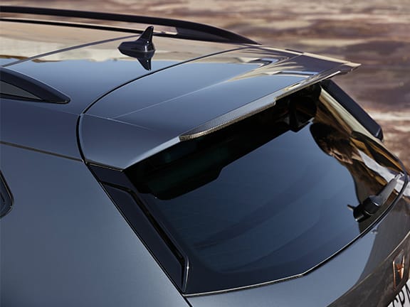cupra-ateca-aerodynamic-copper-carbon-fibre-spoiler