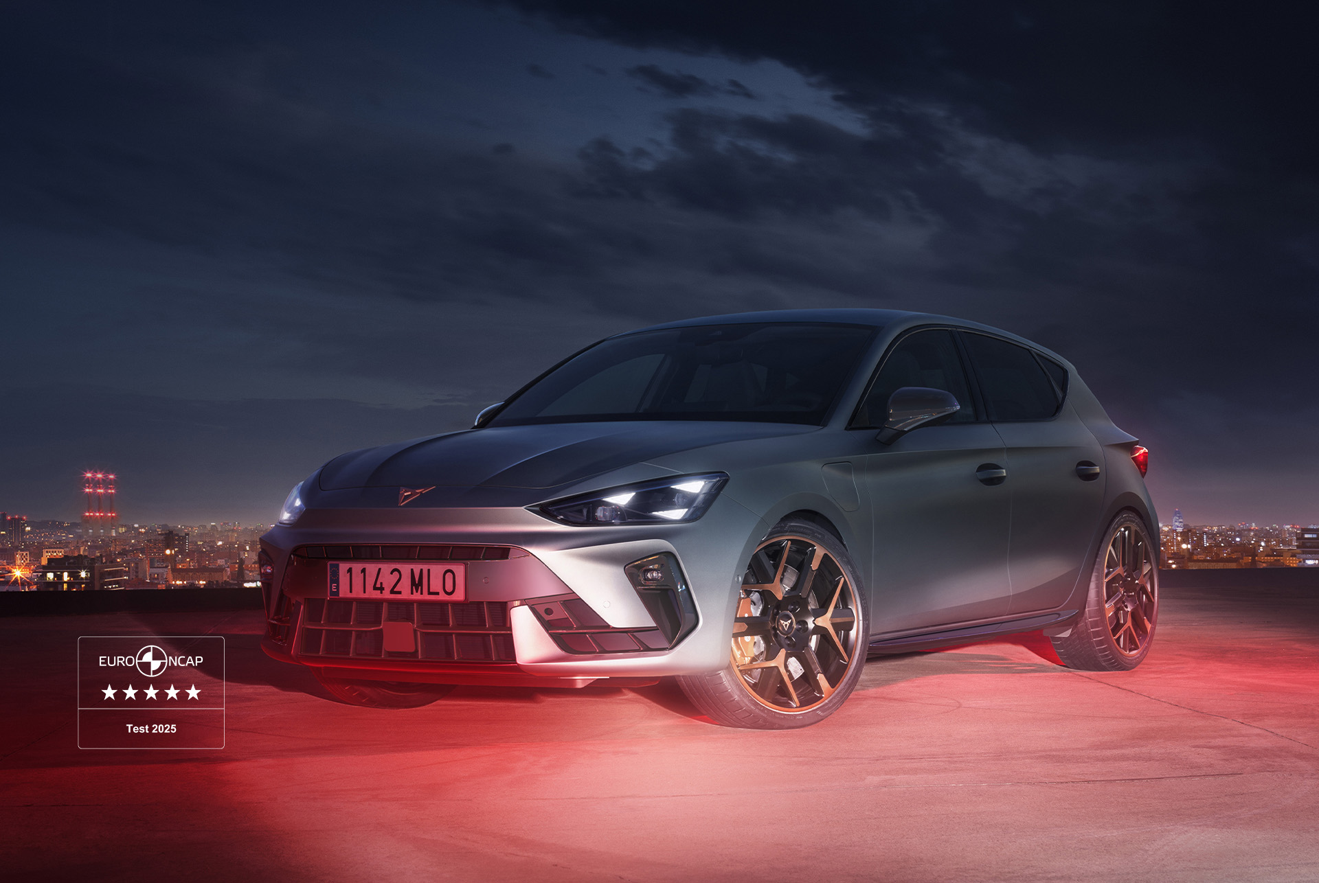 cupra-leon-pa-5d-with-19-inch-alloys-hailstorm-copper-euroncap-2025